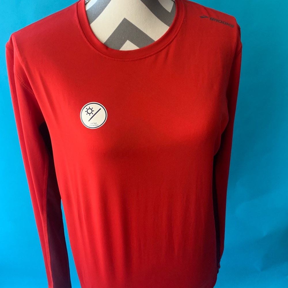 NWT Brook’s Running LongSleeve Shirt Men’s Medium